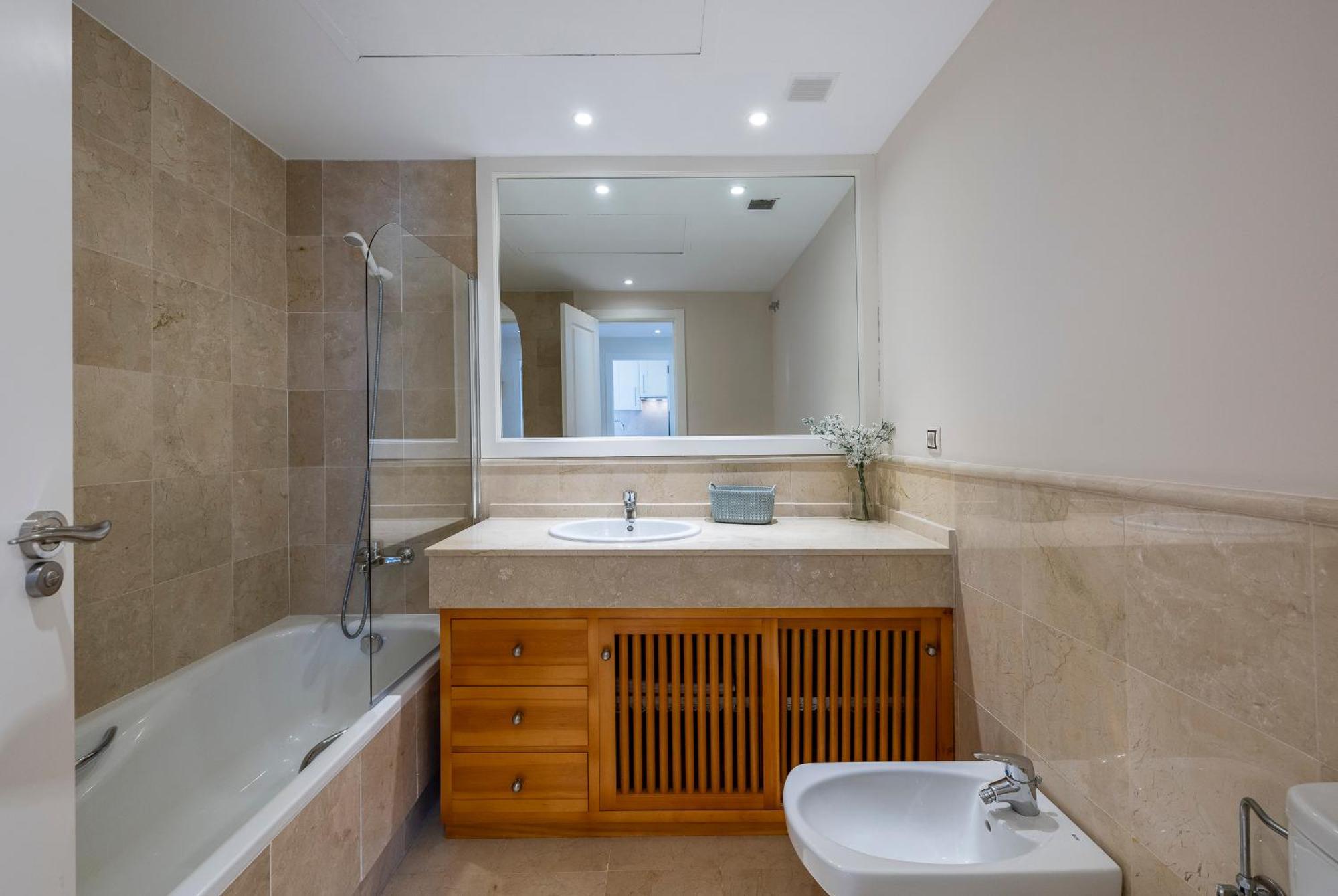 Aloha Royal Marbella, 2br Wonderful In Nueva Andalucia Apartamento